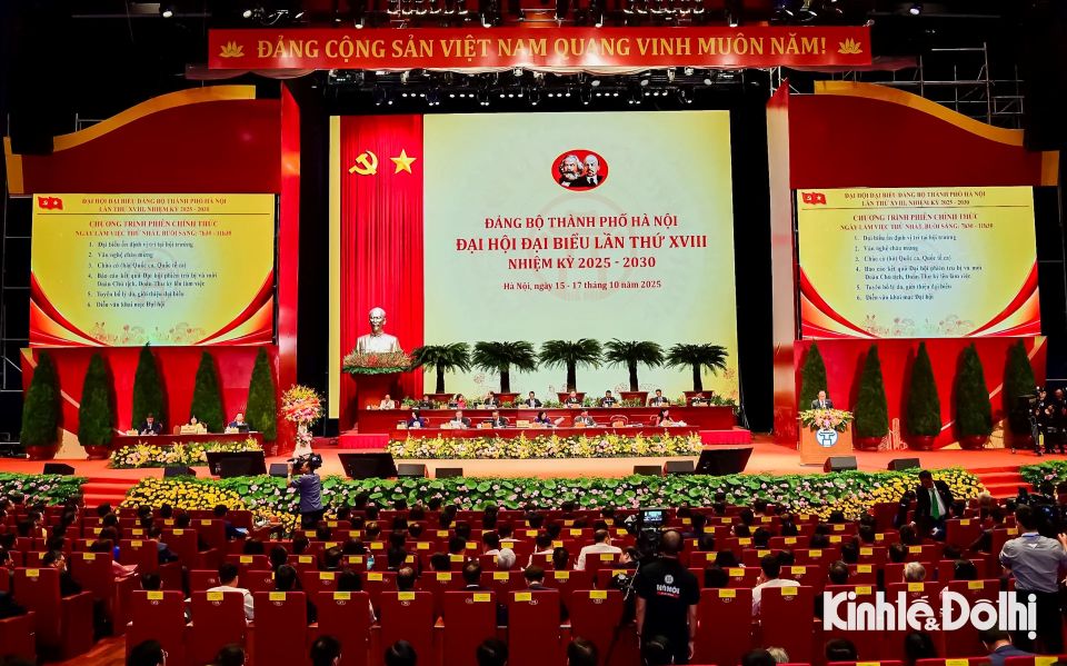 Toàn cảnh phiên trù bị Đại hội đại biểu Đảng bộ Thành phố Hà Nội lần thứ XVIII nhiệm kỳ 2025 - 2030