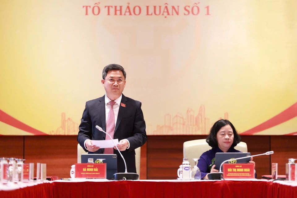 Toàn cảnh phiên trù bị Đại hội đại biểu Đảng bộ Thành phố Hà Nội lần thứ XVIII nhiệm kỳ 2025 - 2030