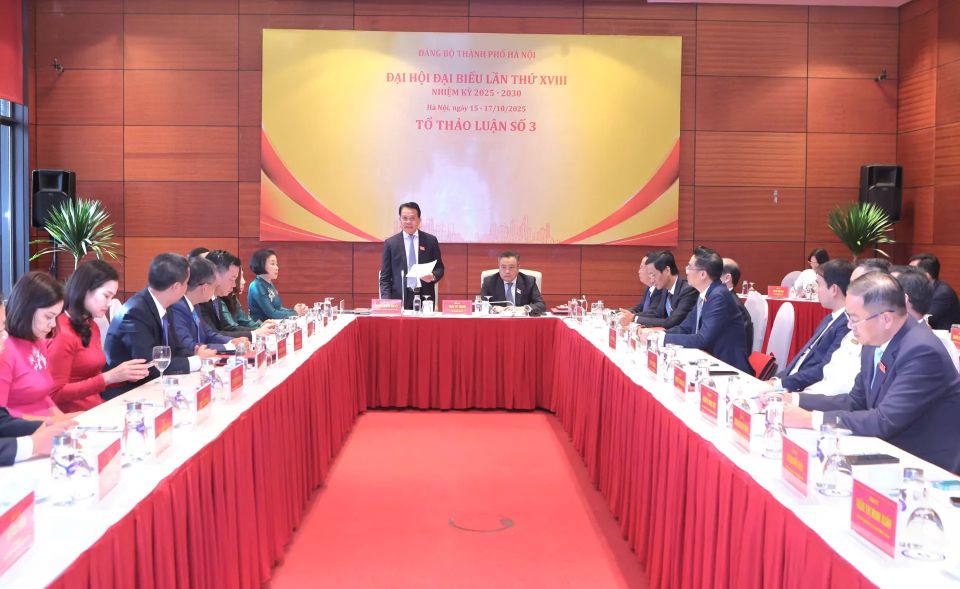 Toàn cảnh phiên trù bị Đại hội đại biểu Đảng bộ Thành phố Hà Nội lần thứ XVIII nhiệm kỳ 2025 - 2030