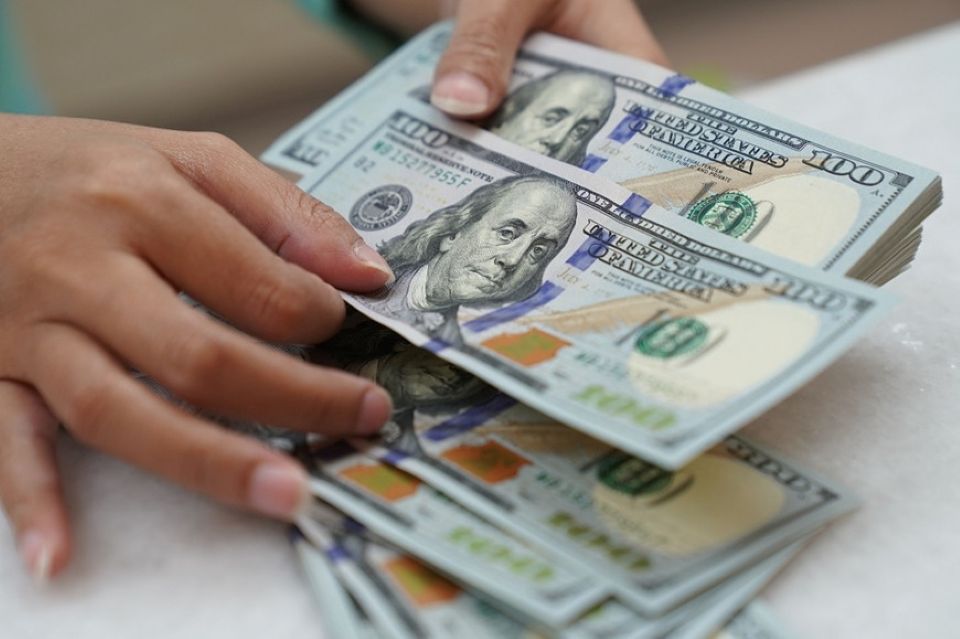 Giá ngoại tệ ngày 18/10/2025: USD chịu áp lực giảm