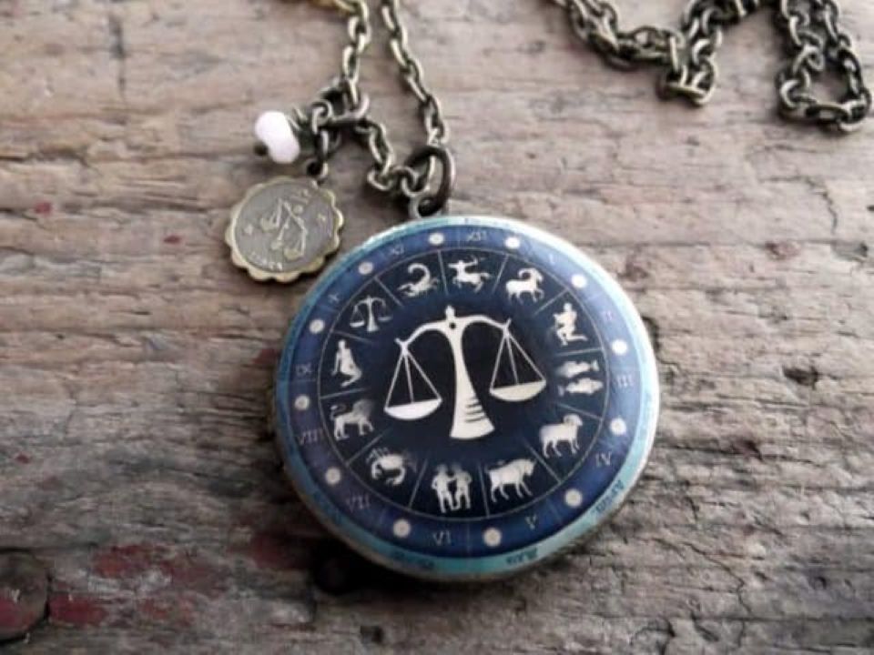 Tử vi ngày 20/10/2025 của 12 cung hoàng đạo: Ma Kết tình cảm gặp phải một số trắc trở