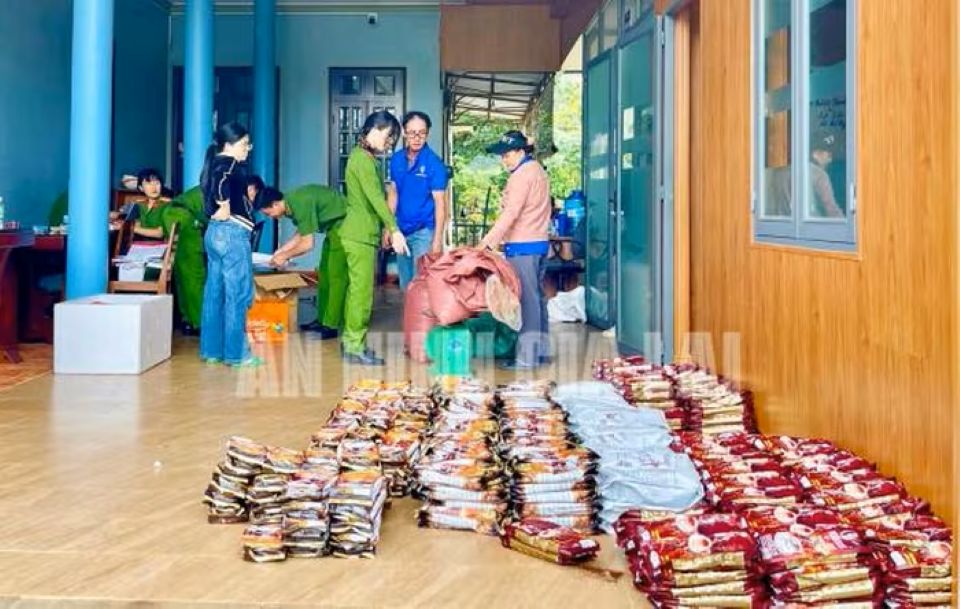 Gia Lai: Thu giữ gần 5 tấn nguyên liệu nghi dùng sản xuất cà phê giả