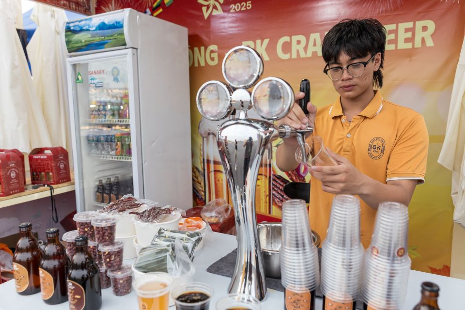 Ăn ngon – chill đỉnh – checkin cháy máy: Hội chợ Mùa Thu 2025 biến Hà Nội thành “thiên đường của các giác quan”