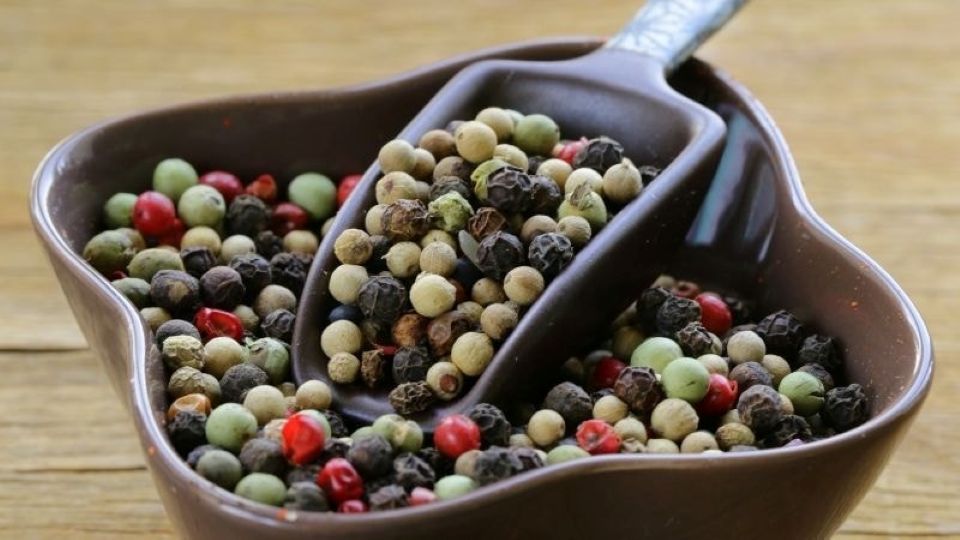 Giá nông sản ngày 3/11/2025: Hồ tiêu tăng nhẹ, cà phê ổn định