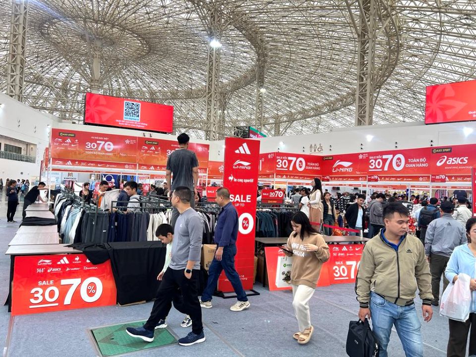Đếm ngược chưa đầy 24 giờ cuối săn sale, check-in, ăn ngon, chill đỉnh tại siêu hội chợ “khủng” nhất năm