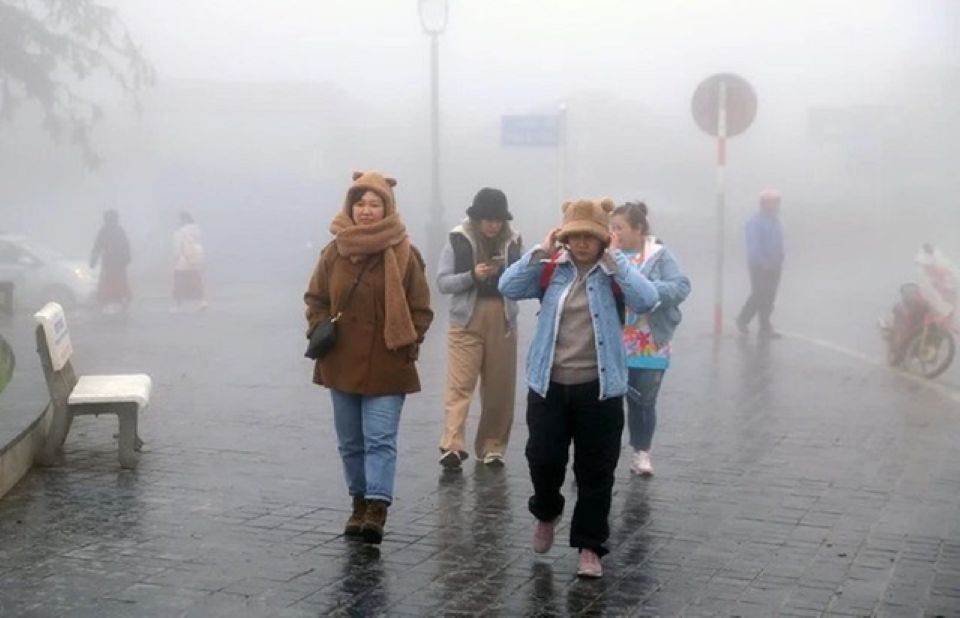 Thời tiết ngày 6/11/2025: Bão số 13 hướng vào Trung Bộ, Bắc Bộ tiếp tục rét