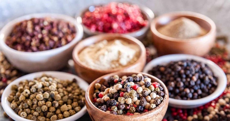 Giá nông sản ngày 9/11/2025: Cà phê tăng mạnh, hồ tiêu ổn định