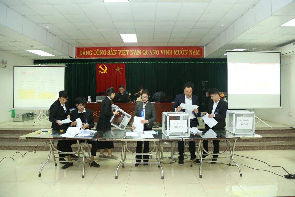 Đấu giá đất ngoại thành trầm lắng vì nhiều “nút thắt”