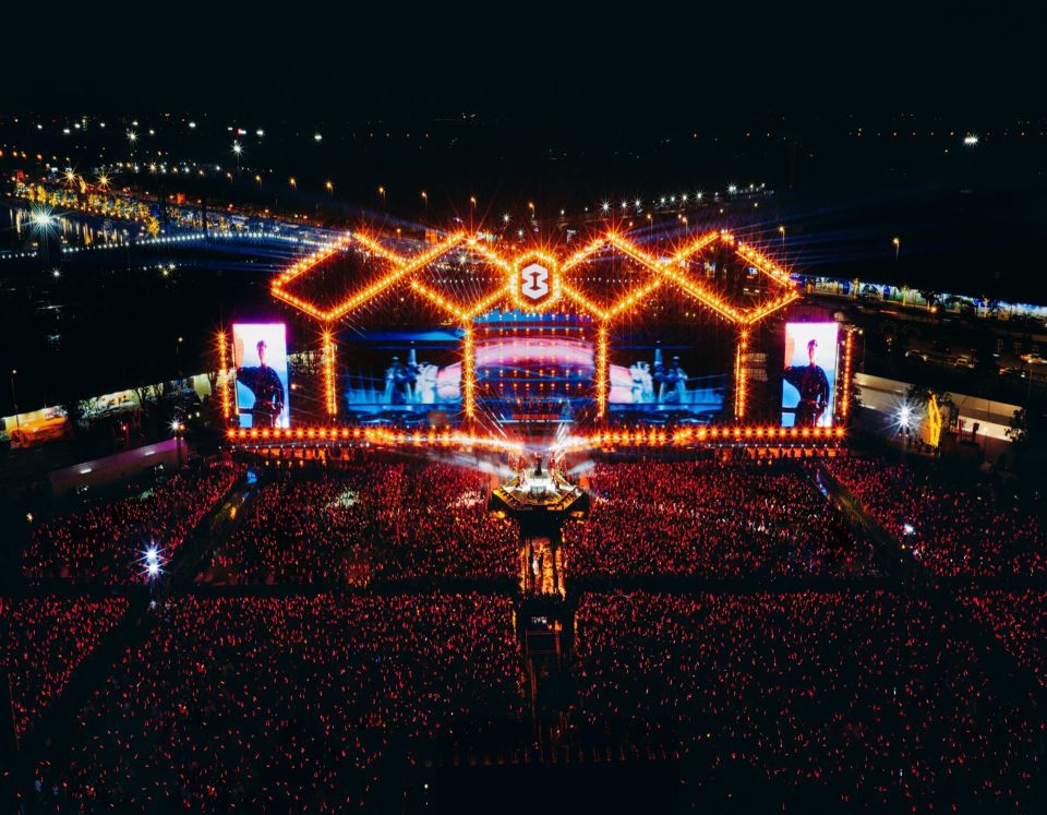 Việt Nam từ “thị trường khán giả” đến điểm dừng chân của những World tour toàn cầu