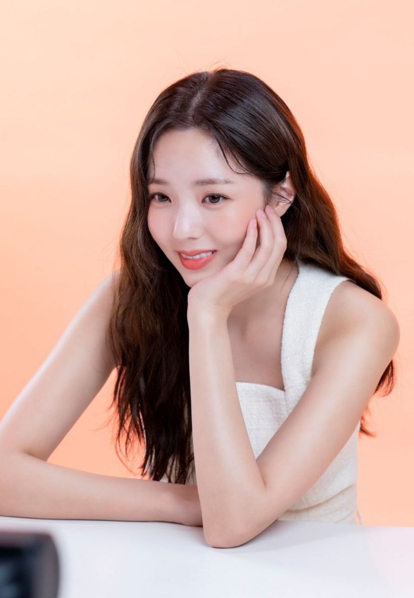 Con số may mắn tài lộc ngày 15/11/2025 của 12 con giáp