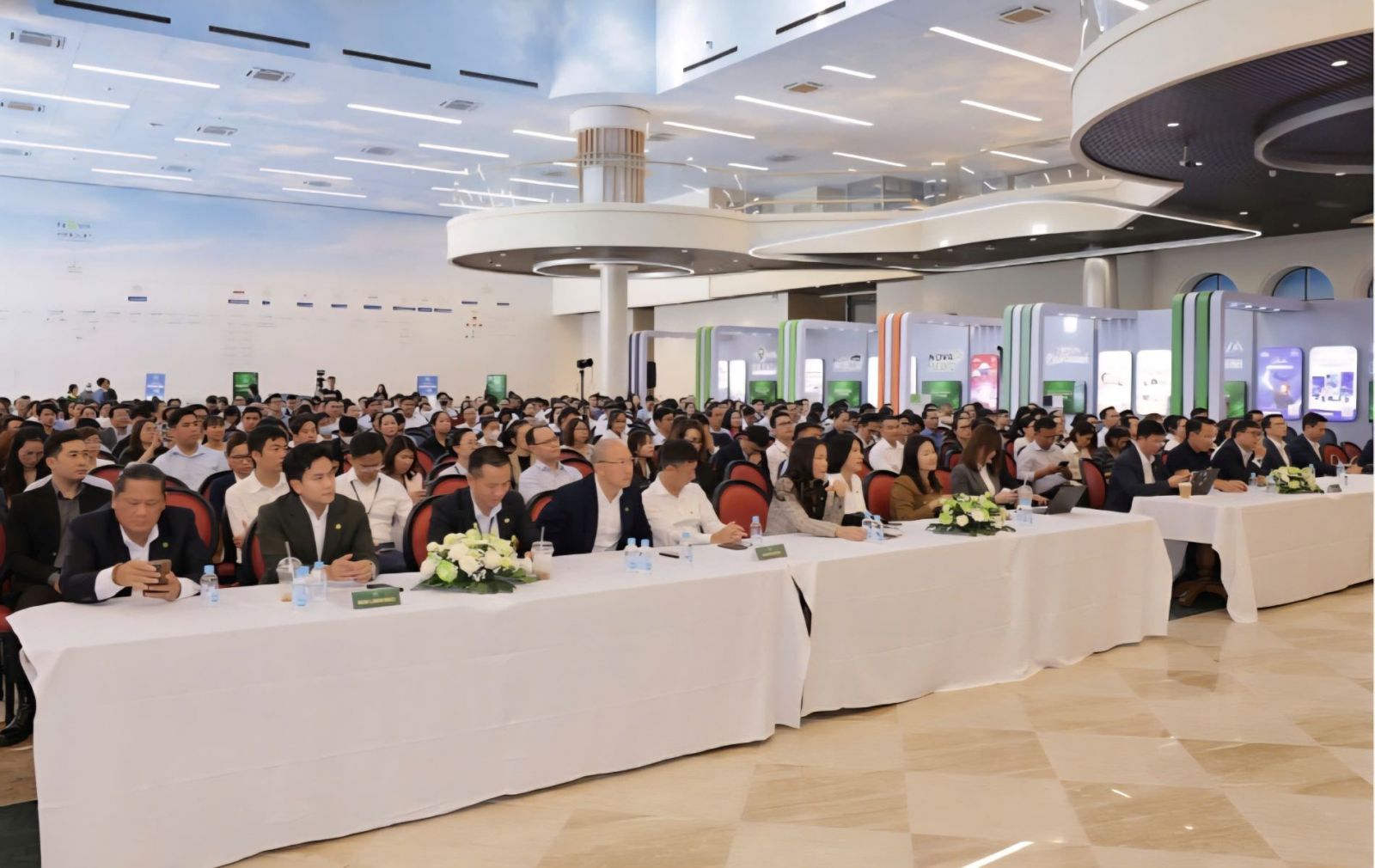 Hội thảo nhân tài Nova Group lần 2: Khẳng định sức hút và cơ hội nghề nghiệp tại tập đoàng lớn đa ngành