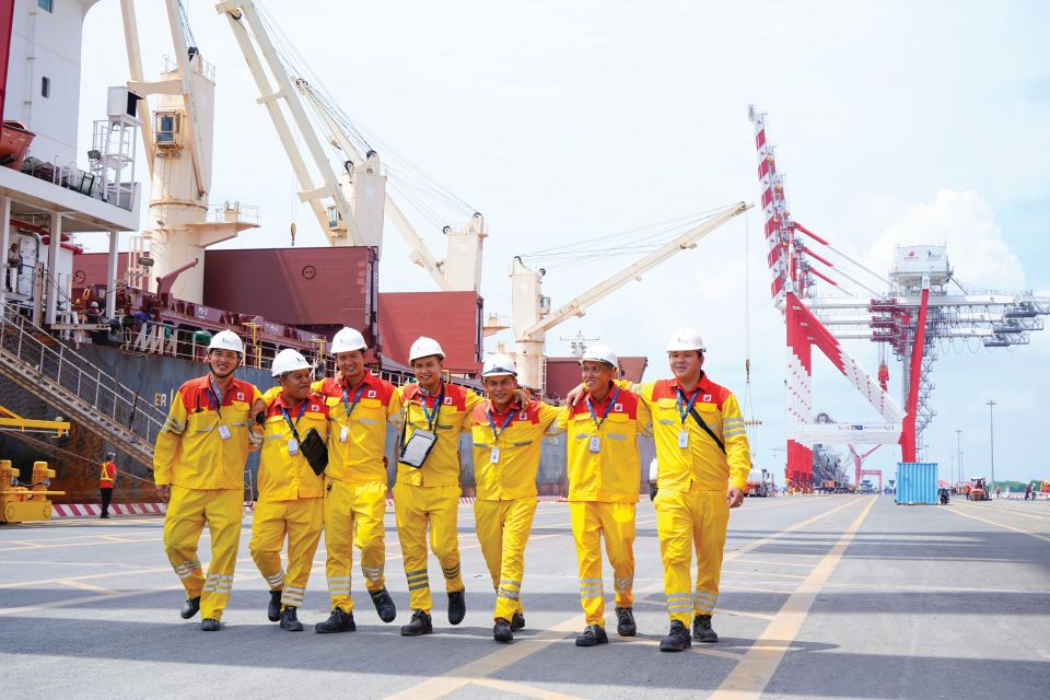 Cảng Quốc tế Long An xuất sắc đạt Giải thưởng Phát triển Con người - People Development Award 2025