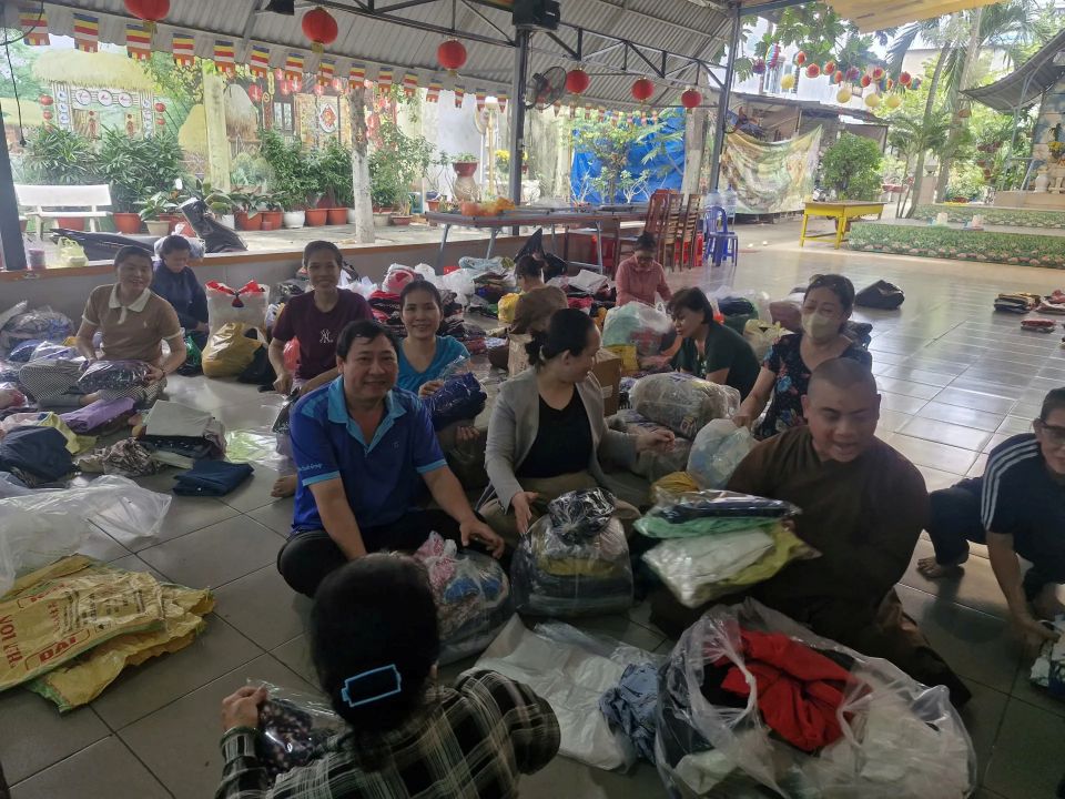 TP Hồ Chí Minh tiếp nhận hơn 236 tỷ đồng, 441 tấn hàng chuyển đến đồng bào vùng lũ