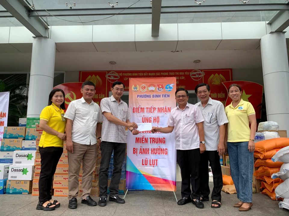 TP Hồ Chí Minh tiếp nhận hơn 236 tỷ đồng, 441 tấn hàng chuyển đến đồng bào vùng lũ