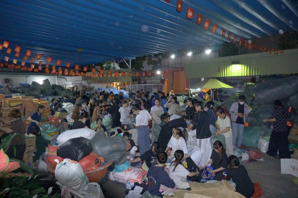 TP Hồ Chí Minh hỗ trợ Đắk Lắk 500 tấn hàng, 10 tỷ đồng và các bếp ăn