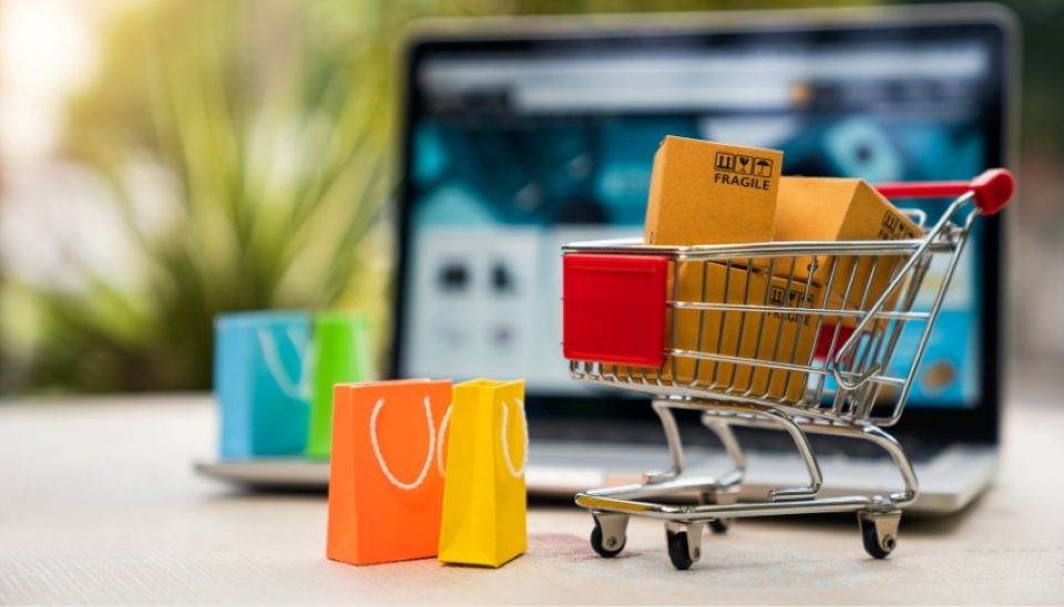 Lừa đảo bùng nổ mùa Black Friday 2025 