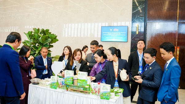 ‘Vua Nha đam’ Đạt TOP 30 Doanh nhân trẻ Việt Nam tiêu biểu 2025 – Giải thưởng Sao Đỏ