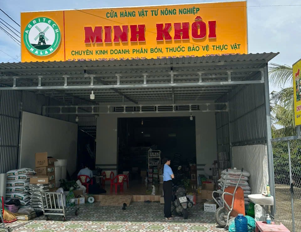 Liên tiếp phát hiện phân bón kém chất lượng tại Cần Thơ: Nhiều doanh nghiệp bị mời làm việc