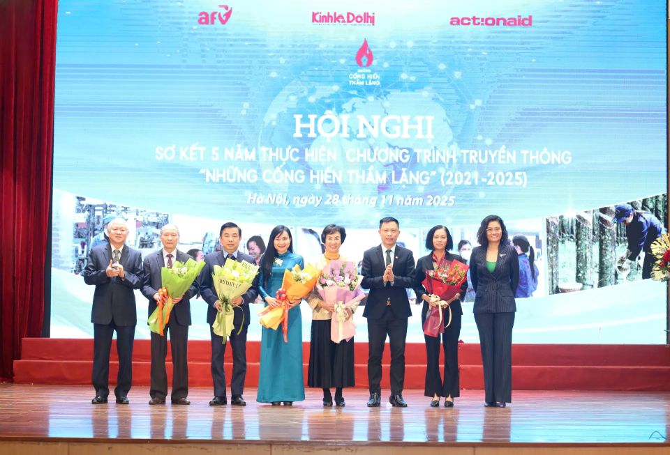 Trao giải cuộc thi "Những cống hiến thầm lặng" 2025: Mỗi bài viết là một thông điệp nhân ái