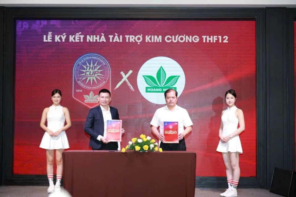 Giải bóng đá Thanh Hóa miền Nam hướng về đồng bào vùng lũ