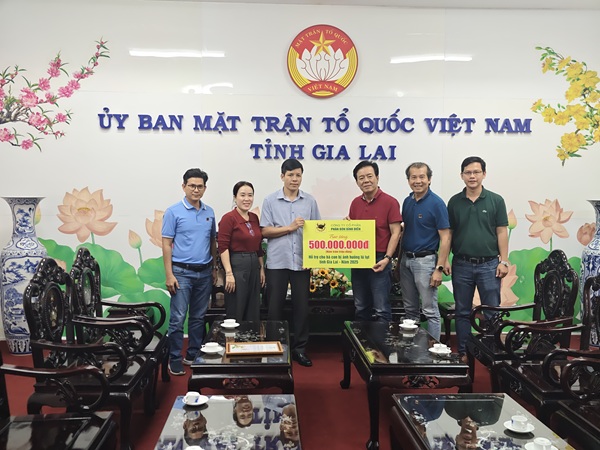 Hành trình "Nghĩa Tình Bình Điền": Từ gói sinh kế Thanh Hóa đến hỗ trợ khẩn cấp cho bà con vùng lũ miền Trung - Tây Nguyên