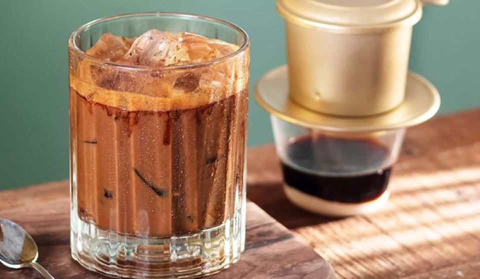 Cà phê sữa đá Việt Nam lọt top 3 đồ uống ngon nhất Đông Nam Á