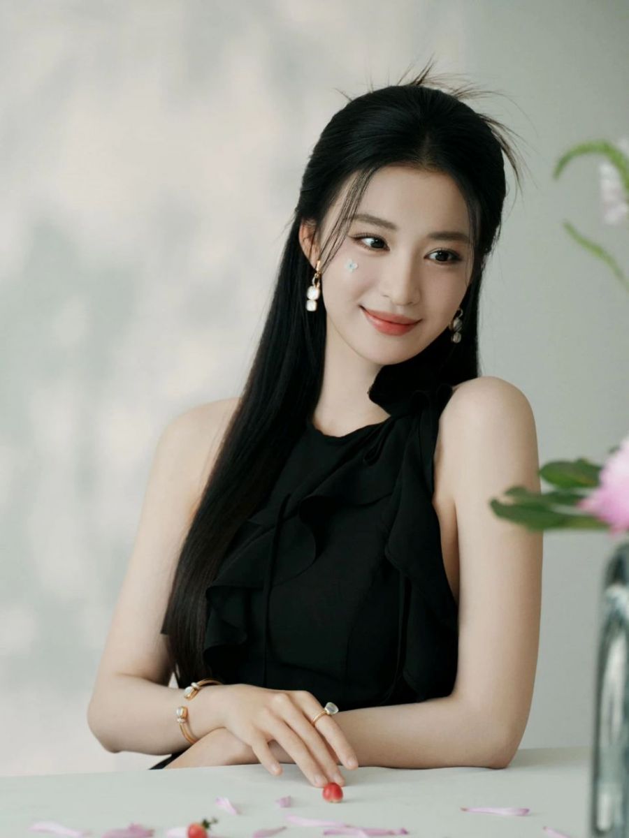 Tử vi ngày 7/12/2025 của 12 cung hoàng đạo: Cự Giải nên chú ý đến việc chăm sóc bản thân