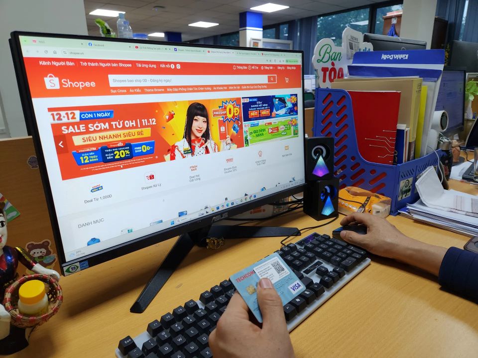 Luật Thương mại điện tử: Siết trách nhiệm, củng cố niềm tin