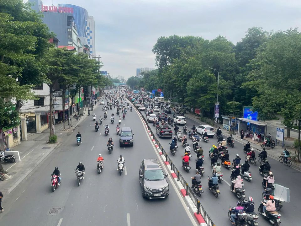 Thời tiết ngày 19/12/2025: Cả nước ngày nắng, Bắc Bộ sáng sớm có sương mù