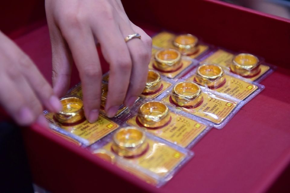 Giá vàng ngày 18/12/2025: Vàng thế giới và trong nước cùng tăng