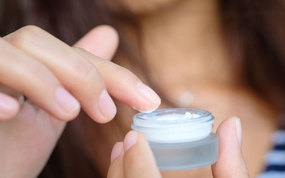 Thu hồi toàn quốc kem trắng da, ngừa mụn, mờ thâm LYNSHAO do chứa Dexamethason