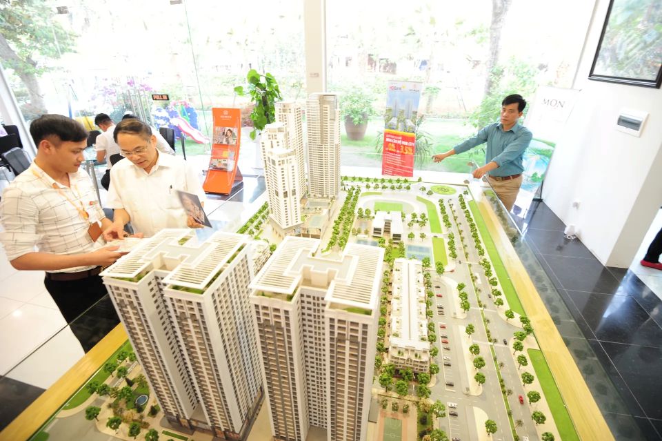 Doanh nghiệp bất động sản vẫn gặp khó