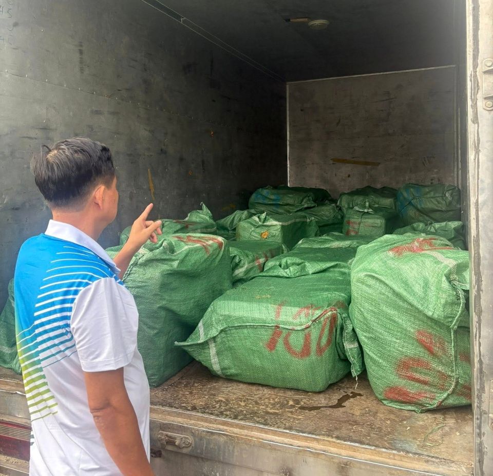 TP Hồ Chí Minh phát hiện hơn 30 tấn thực phẩm không rõ nguồn gốc