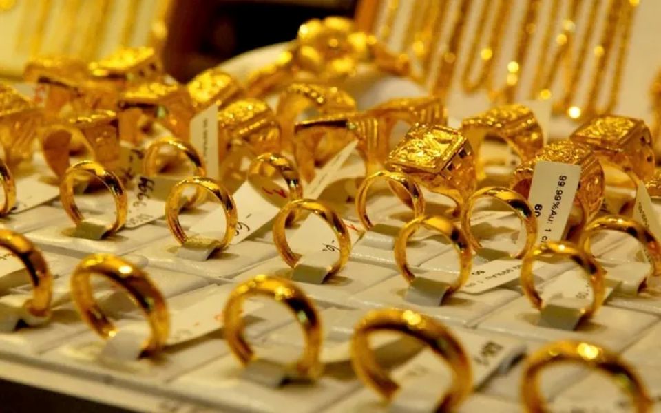 Giá vàng ngày 31/12/2025: Vàng trong nước đồng loạt lao dốc