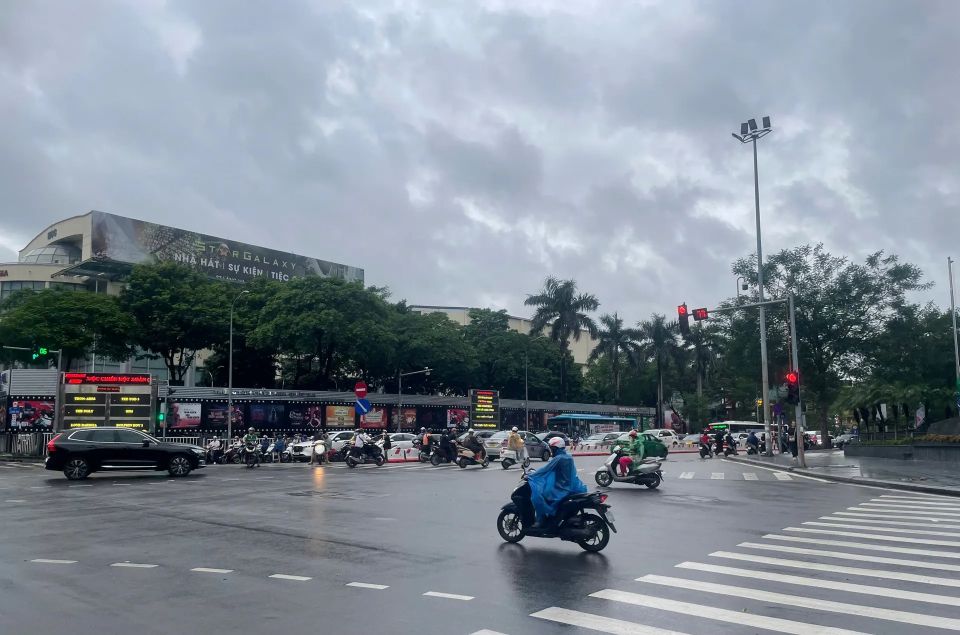 Thời tiết ngày 15/1/2026: Bắc Bộ đón mưa rải rác, Nam Bộ nắng ráo