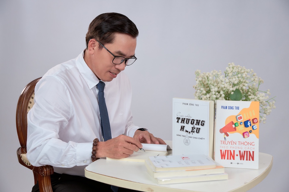 “Gió ngược” – Hành trình 30 năm dấn thân và những chiêm nghiệm về cuộc đời của tác giả Phạm Sông Thu