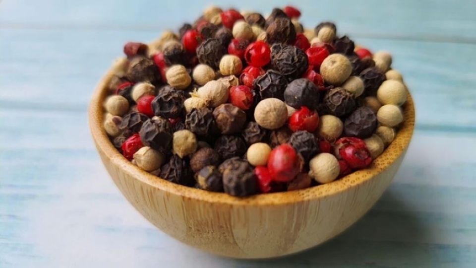 Giá nông sản ngày 22/1/2026: Cà phê giảm mạnh, hồ tiêu neo ở mức cao