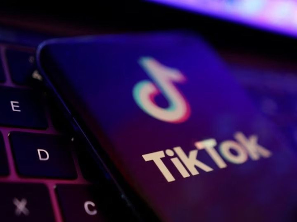 Zalo và TikTok bị phạt gần 1,7 tỷ đồng: Không được "ép" người dùng cung cấp thông tin quảng cáo