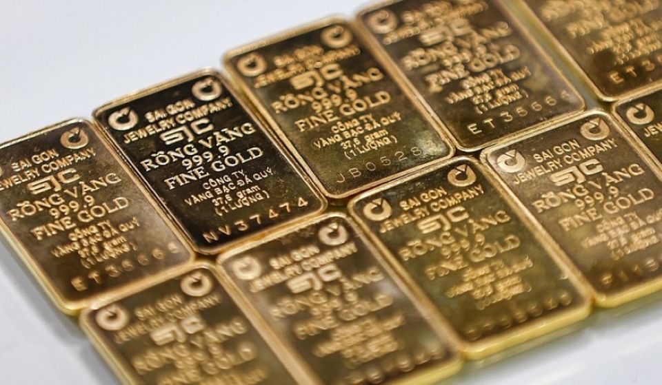 Giá vàng ngày 23/1/2026: Vàng thế giới phá đỉnh, trong nước bất ngờ "quay xe" giảm sốc