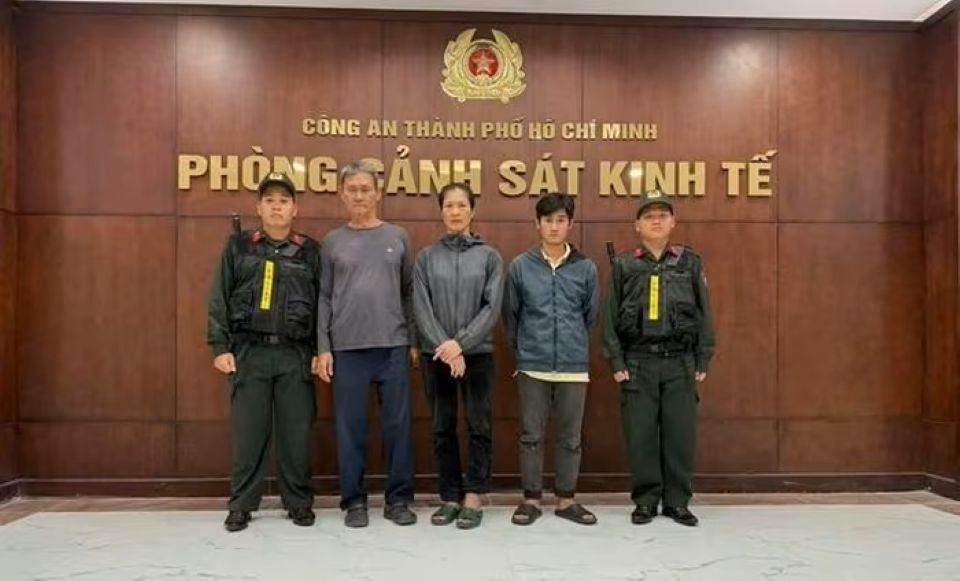 TP Hồ Chí Minh: Triệt phá đường dây sản xuất hơn 13.000 sản phẩm thuốc đông y giả