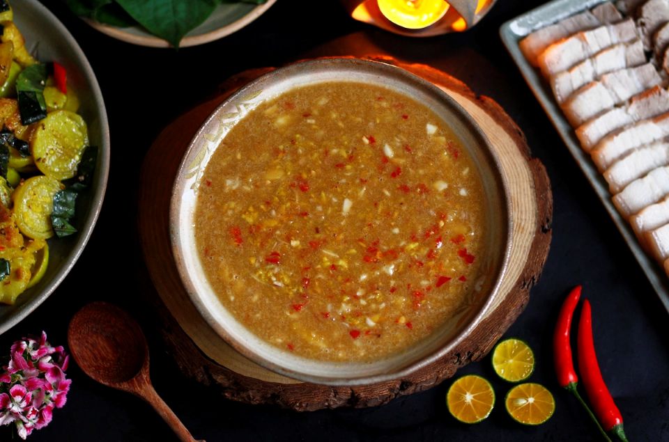 Nước mắm tỏi ớt và mắm nêm Việt lọt top 100 nước sốt ngon nhất thế giới năm 2026