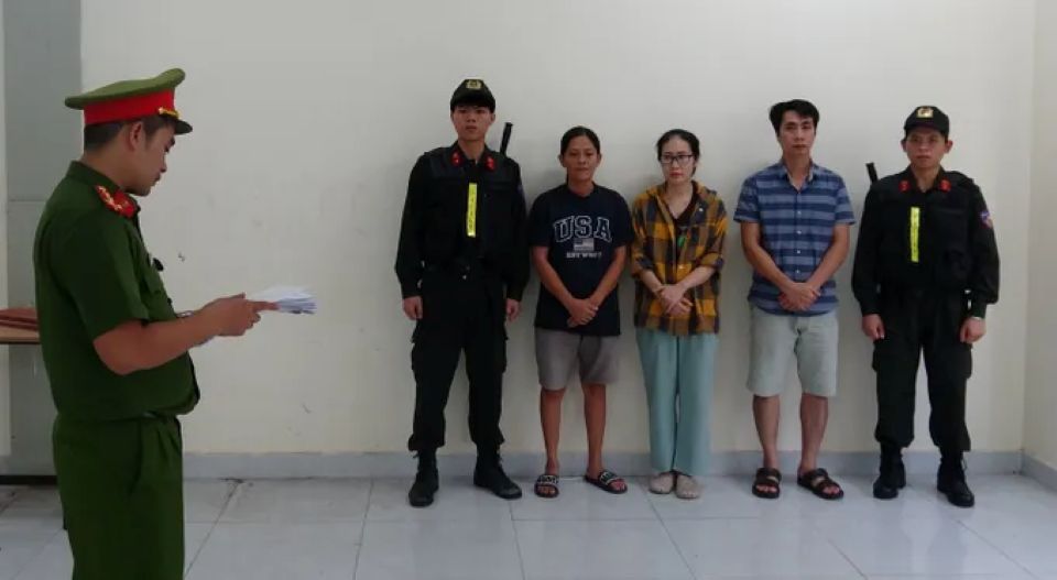 TP Hồ Chí Minh triệt phá đường dây sản xuất, mua bán trái phép thạch tín dùng trong nha khoa