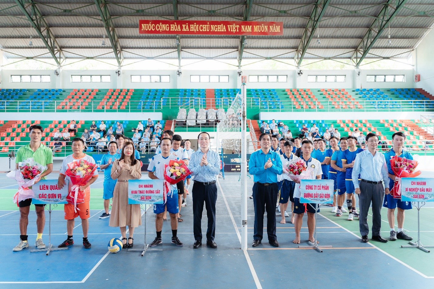 Chi nhánh khai thác đường sắt Sài Gòn: Rộn ràng chuỗi hoạt động chào Xuân Bính Ngọ và quyết tâm đảm bảo an toàn chạy tàu trong dịp Tết