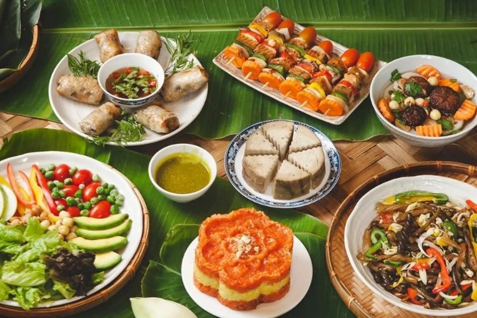 7 sai lầm phổ biến khi làm mâm cơm cúng khiến gia chủ mất lộc