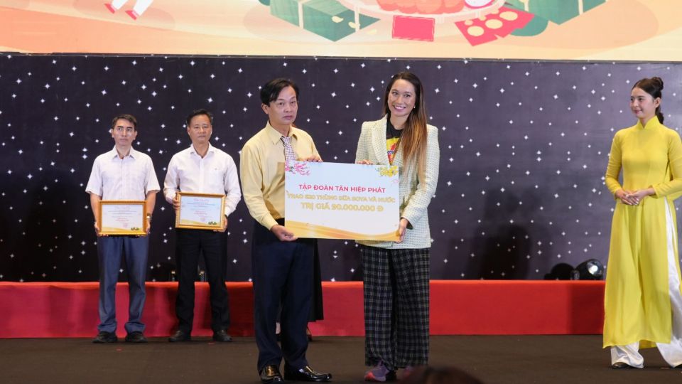 Gieo mầm yêu thương, ươm xuân cho hàng ngàn trẻ em