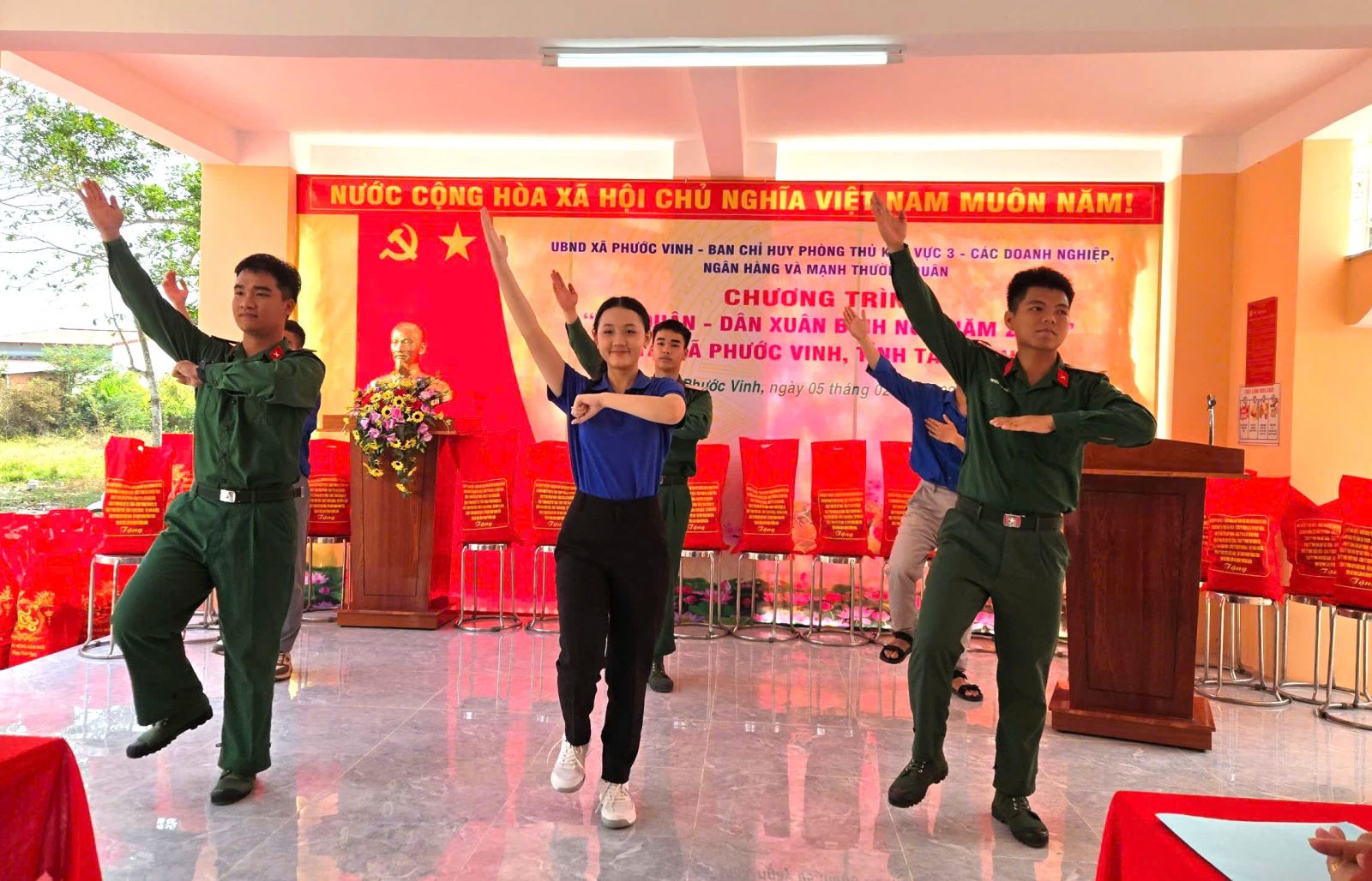 Ấm áp “Tết Quân – Dân Xuân Bính Ngọ 2026” cho đồng bào Khmer xã Phước Vinh