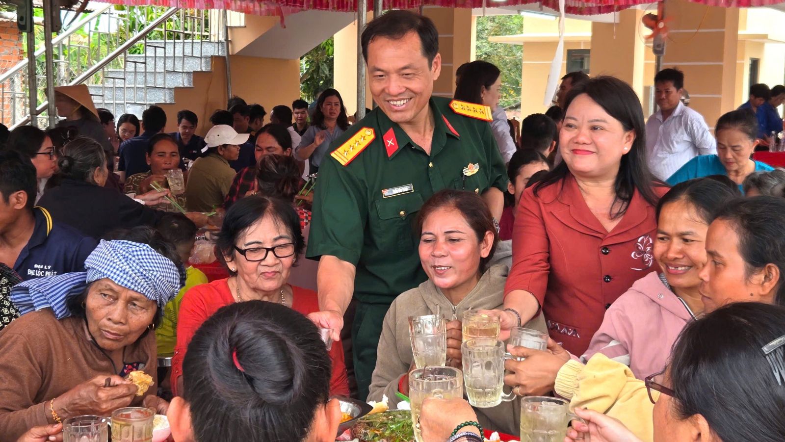 Ấm áp “Tết Quân – Dân Xuân Bính Ngọ 2026” cho đồng bào Khmer xã Phước Vinh