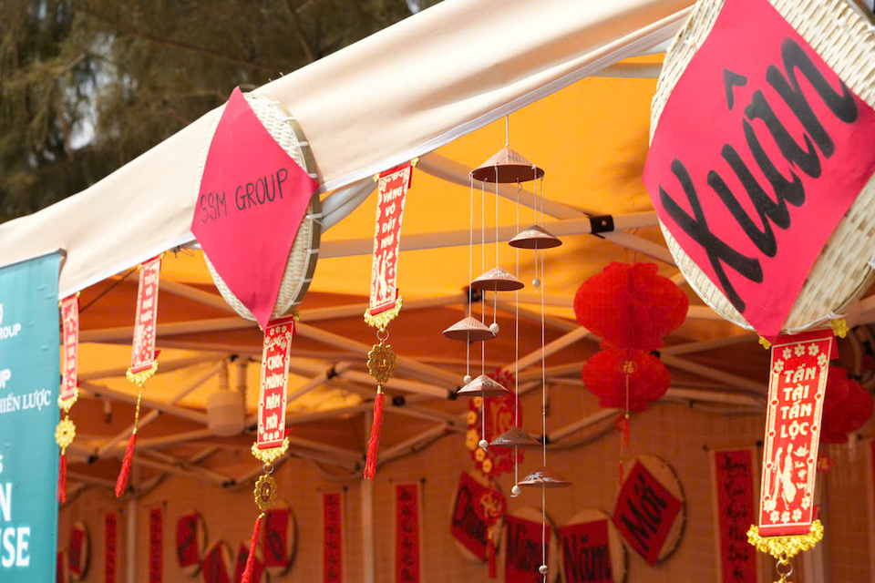 Ngắm khinh khí cầu, check-in mai cổ thụ 150 tuổi: Trải nghiệm Tết "có một không hai" tại Cần Giờ