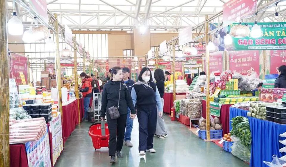 Nhộn nhịp sức mua hàng hoá Tết 2026, hàng Việt tiếp tục lên ngôi