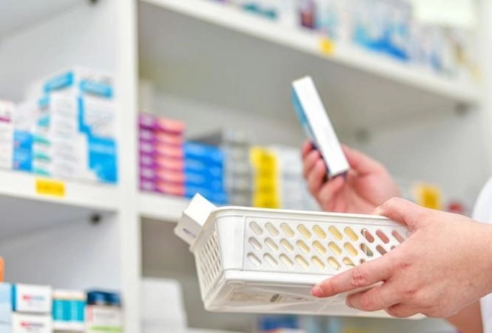 Hai doanh nghiệp dược bị xử phạt do nhập khẩu và bán thuốc sai quy định